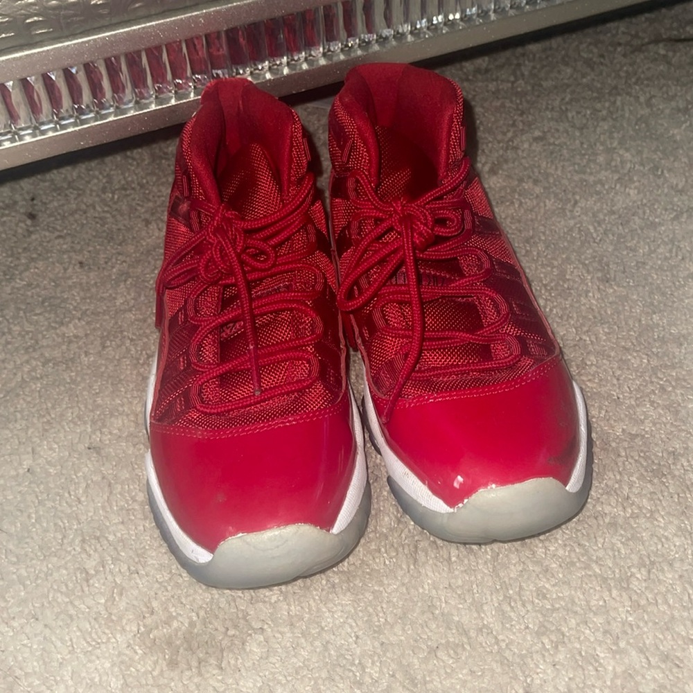 Gym Red' Air Jordan 11
